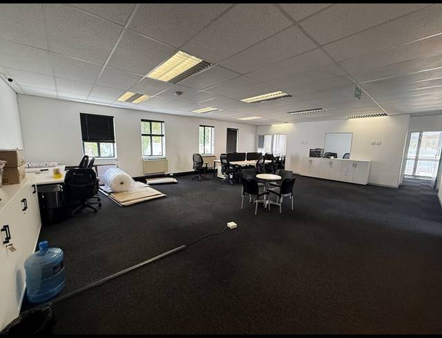 331M² OFFICE TO LET IN ROSEBANK